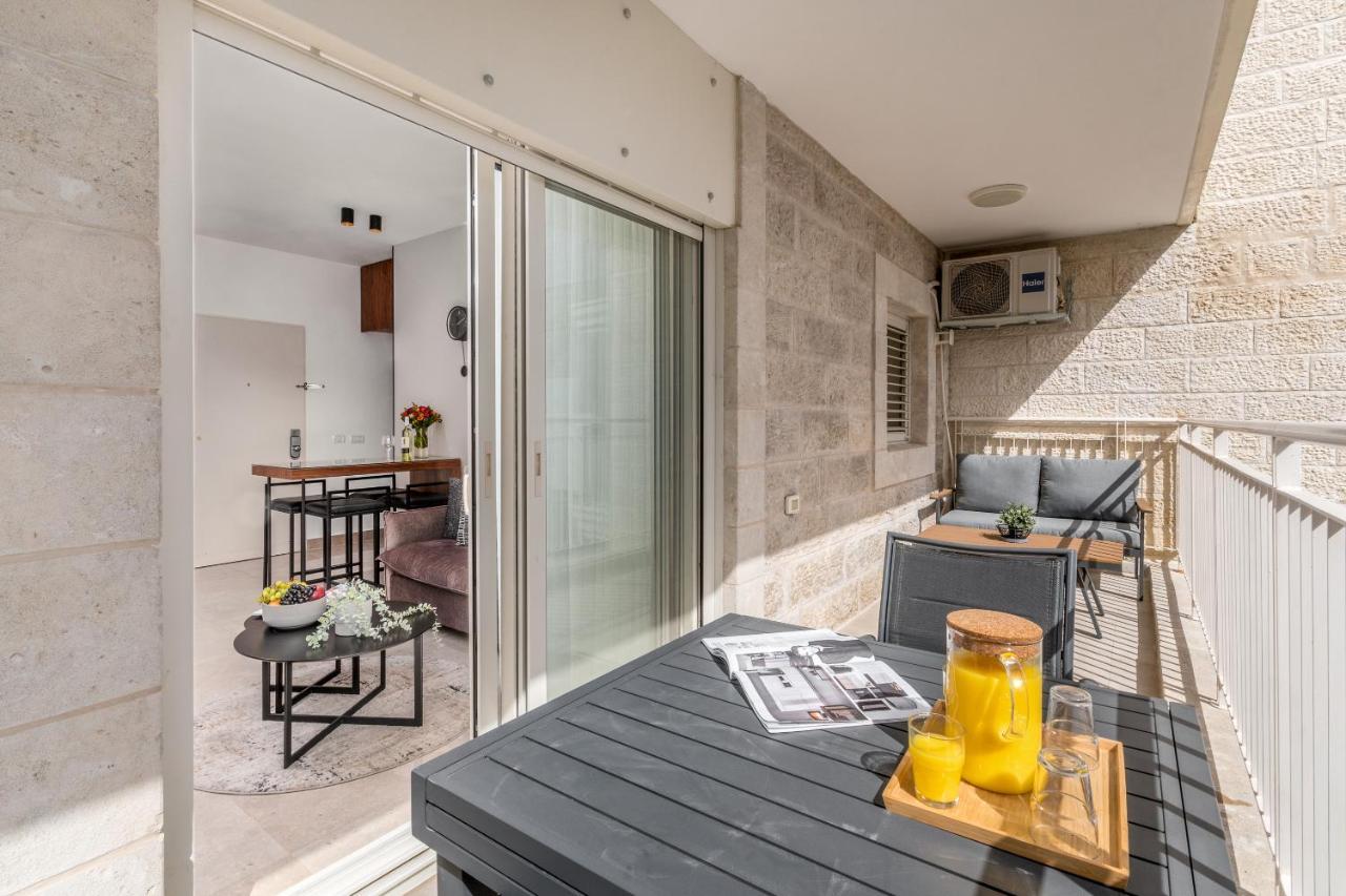 Apartamento com Terraço