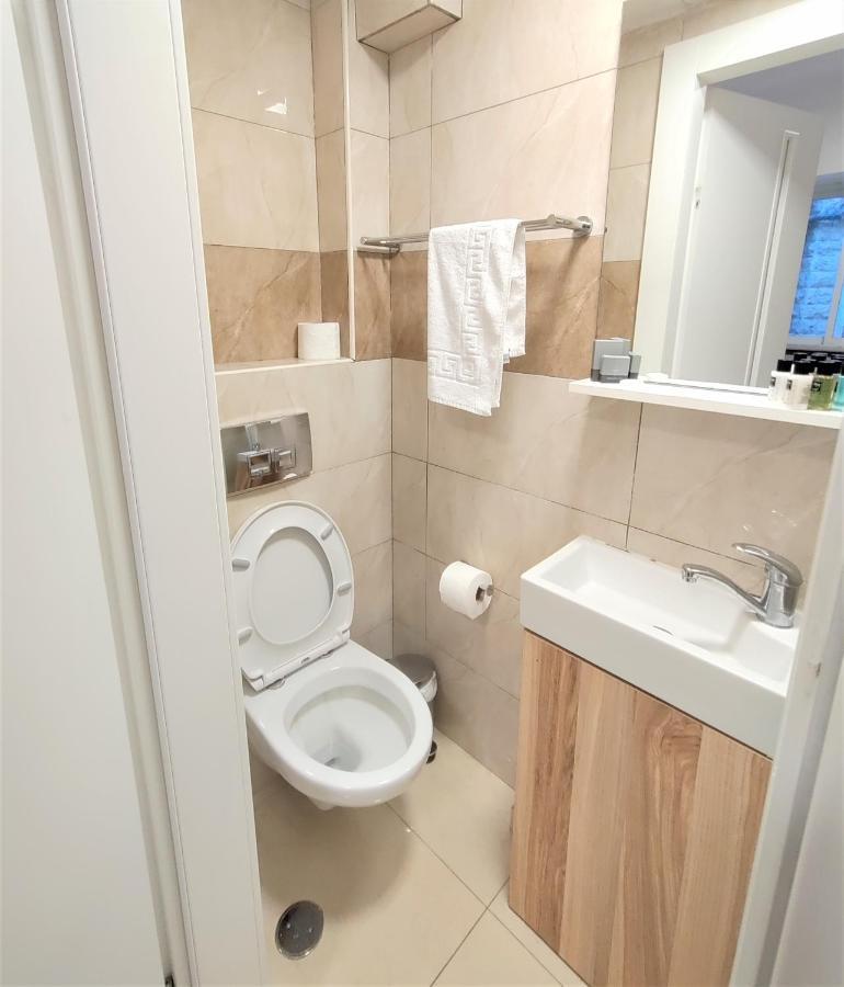 Standard Double or Twin Room Garden View