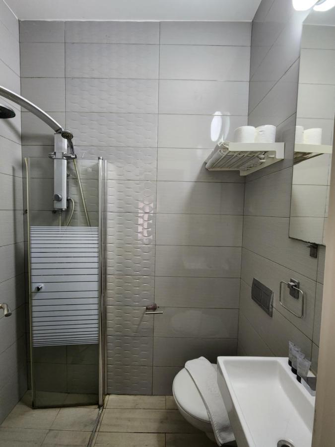 Small Double Room,1698133218:JPEG