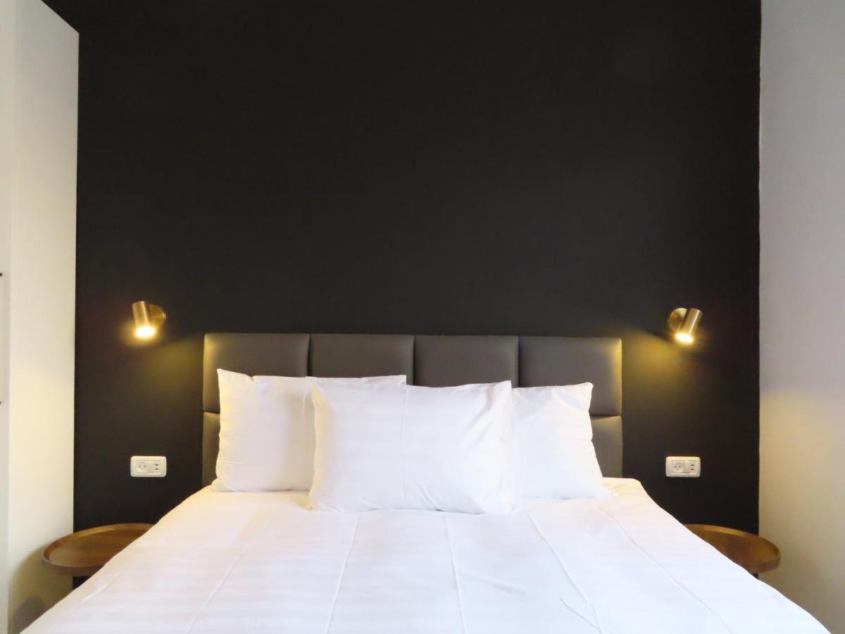 Standard Room,1409460836:JPEG