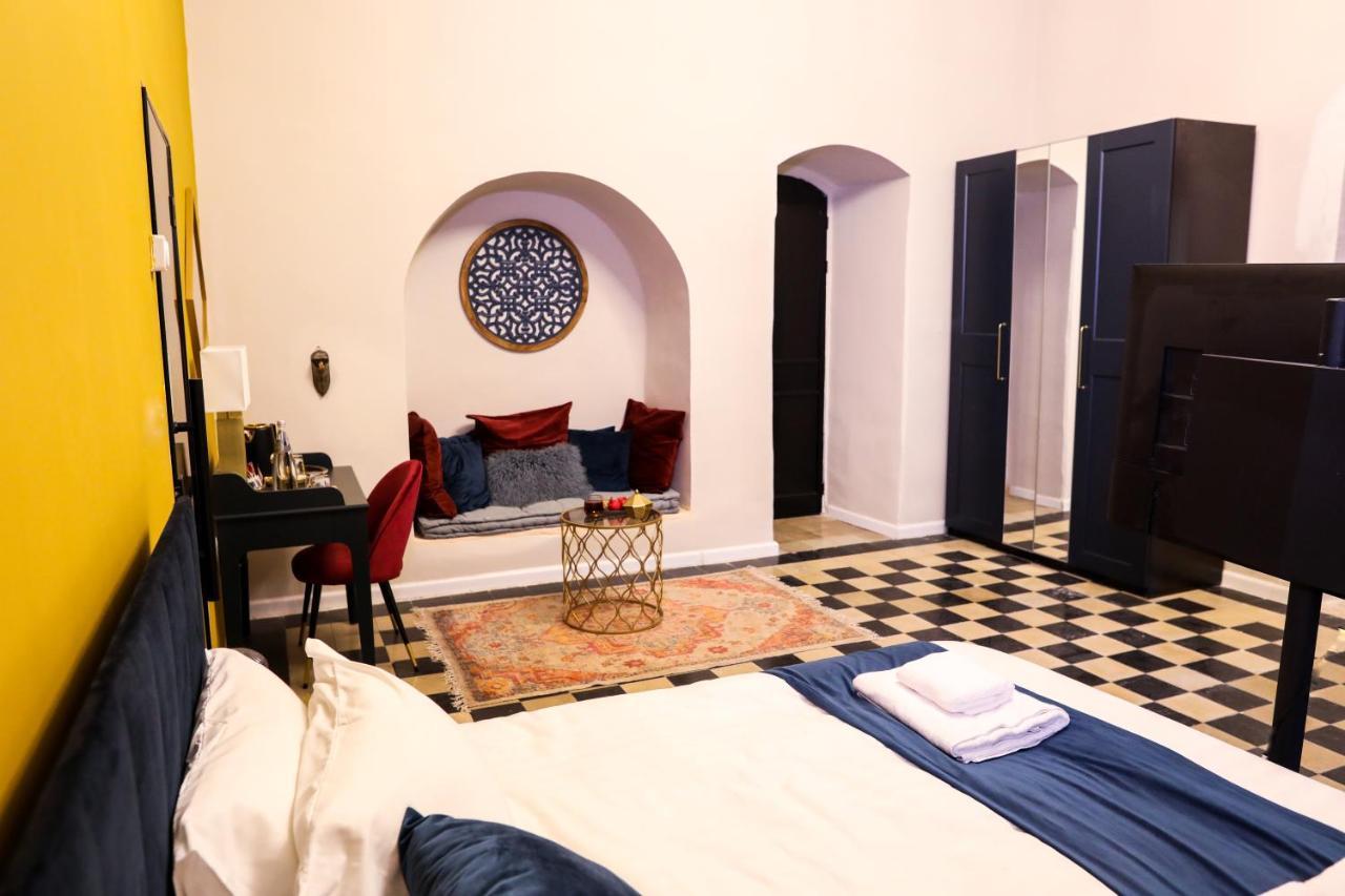 Superior King Suite