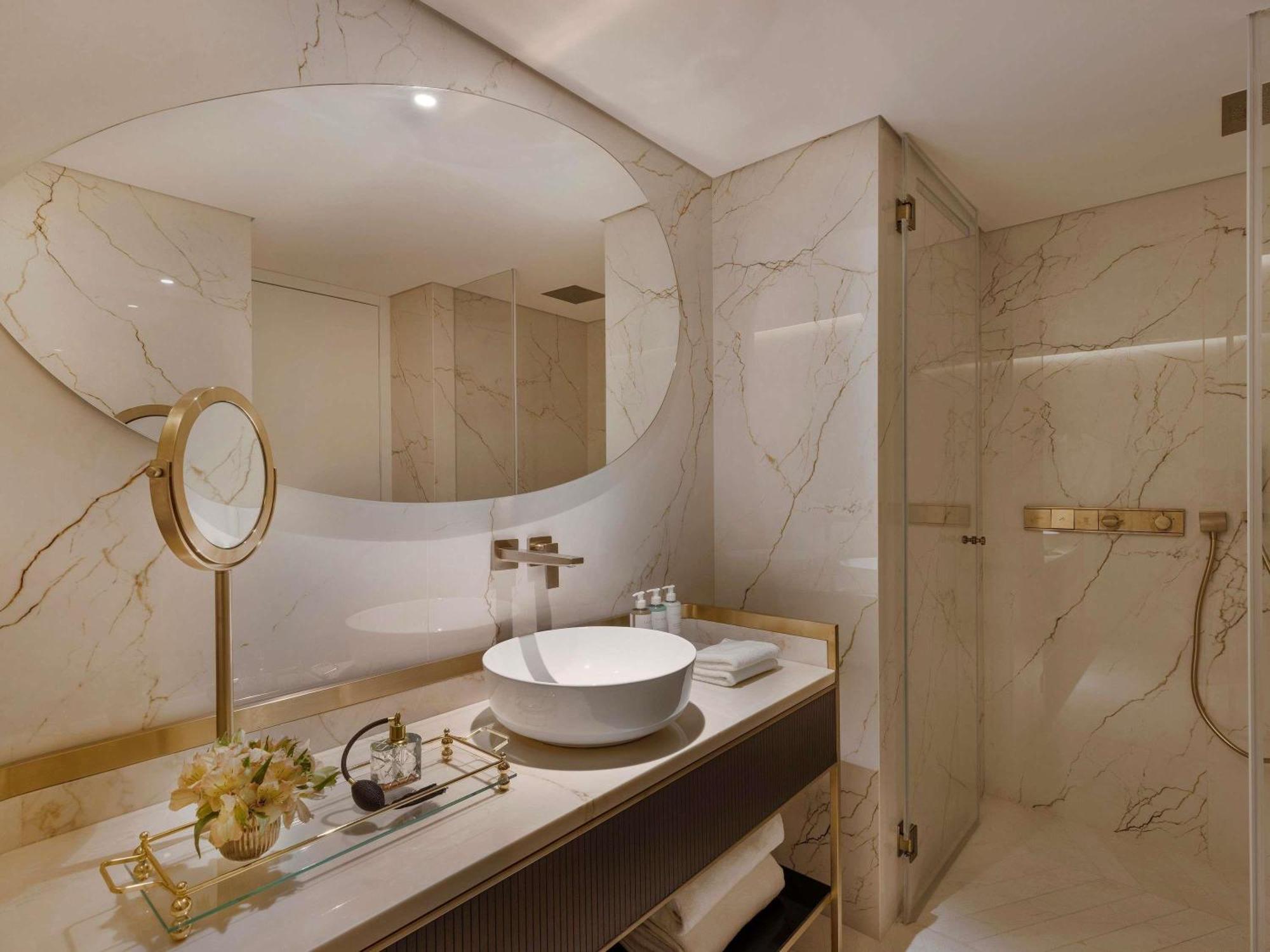 Deluxe Room with One King Bed or Twin Beds