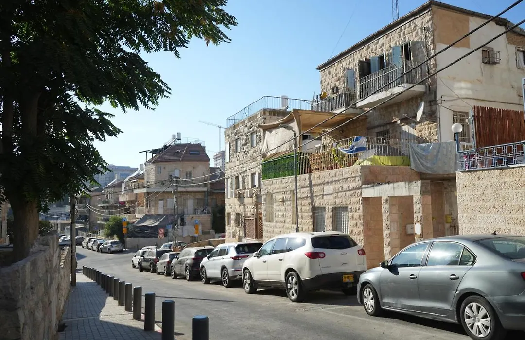 Jacob Hostel Jlm - Prime Location-1