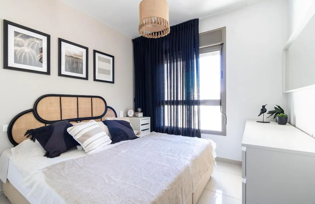 Stylish 1 Bedrooms Parking At City Gate-1