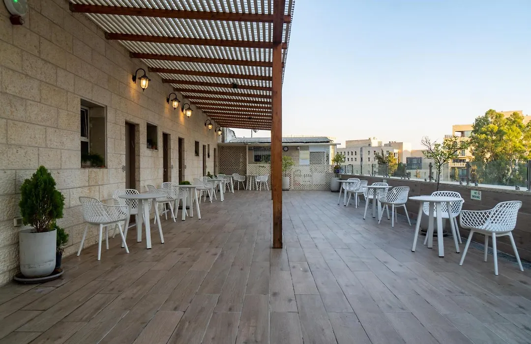 Shlomtzi Hotel-1