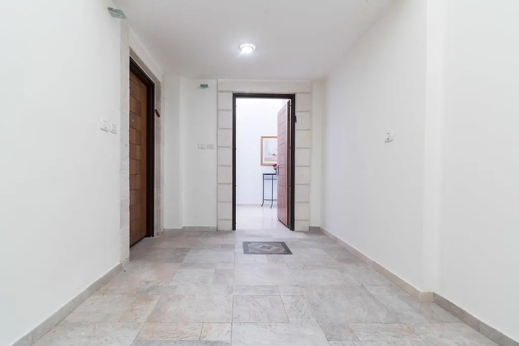 The Jerusalem Stone Duplex Near Mamilla-1