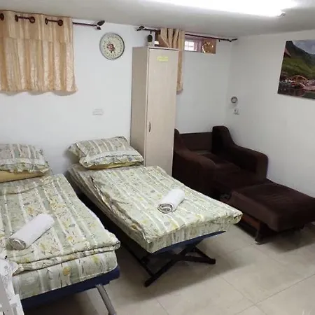 Yair Room Apartment-3