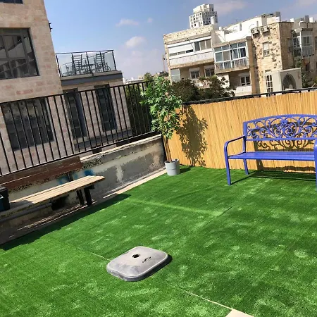 Aju Ben Yehuda 42-3