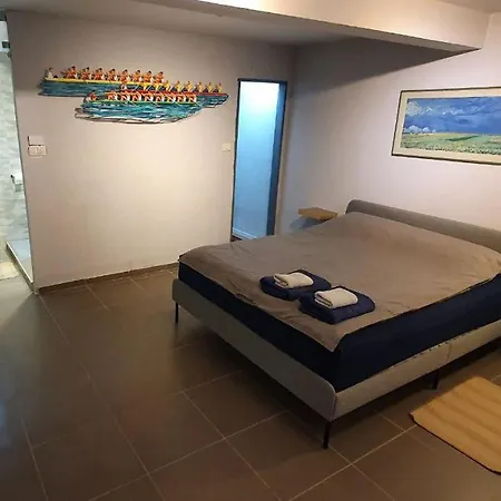 Cozy Fully-Equipped Apartment Near The Old City-2