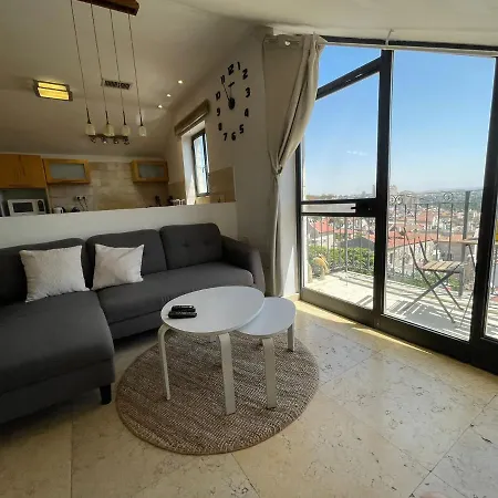 Gorgeous Penthouse // Market Location // Panoramic-2