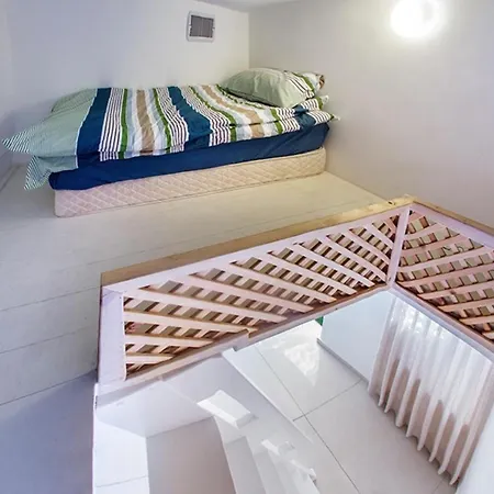 Luxury Apartment In The Heart Of The German Colony-2