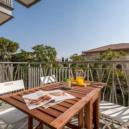 2Bdr W Parking Shirat Haneviim - Mamilla Area Sea-U Jerusalem-2