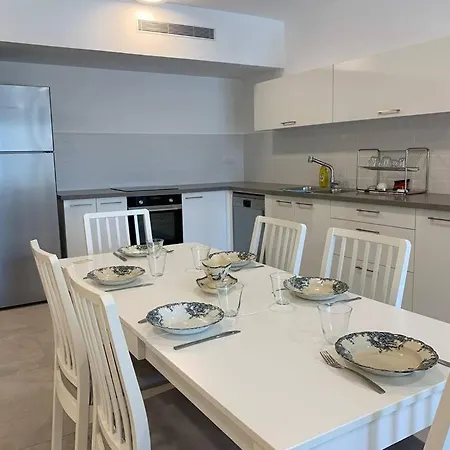 Boutique Haneviim Luxury Big 2 Bedrooms City Center !-2