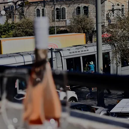 מקום מקסים באווירה ירושלמית ממש על שוק מחנה יהודה-3