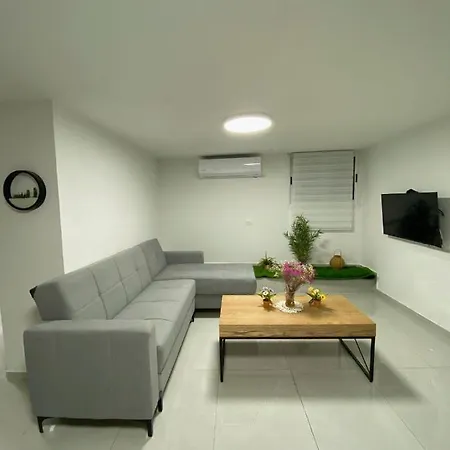 Apartment In Holyland-2