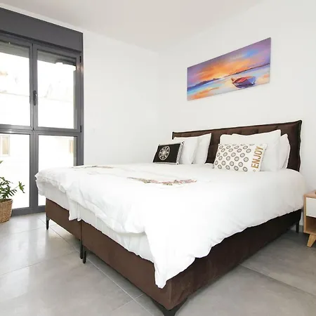 Cardan Suite Tower-2