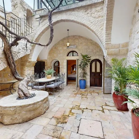 Villa Mamilla - Boutique Suites-3