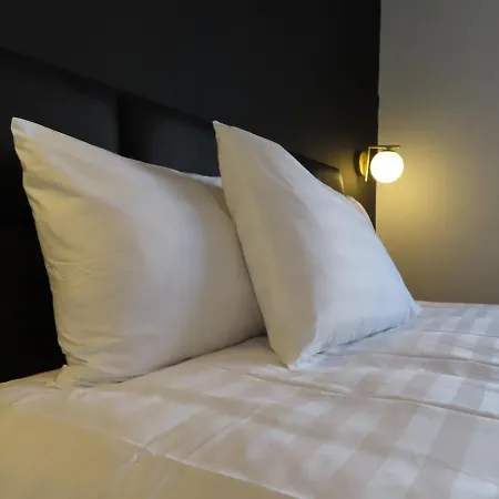 White Moon Inn-2