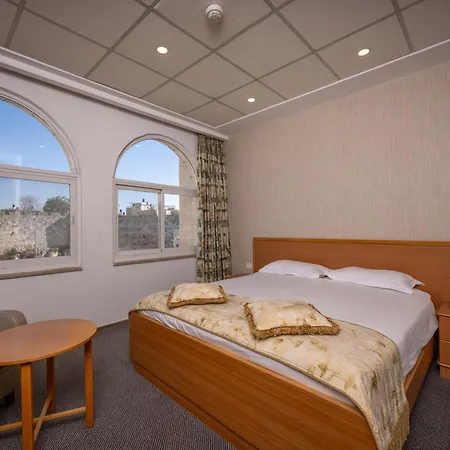 Golden Walls Hotel-2