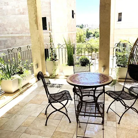 The Jerusalem Stone Duplex Near Mamilla-3