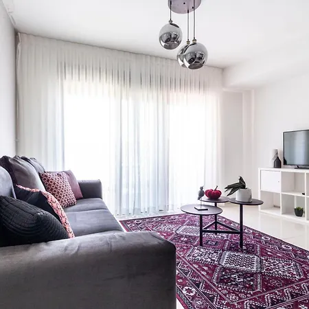 Stylish 1 Bedrooms Parking At City Gate-2