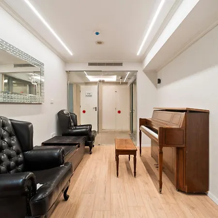 King David Residence #102 Luxury Near Mamilla By Tishrei-3