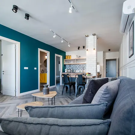 Golda Vacation Rentals-2