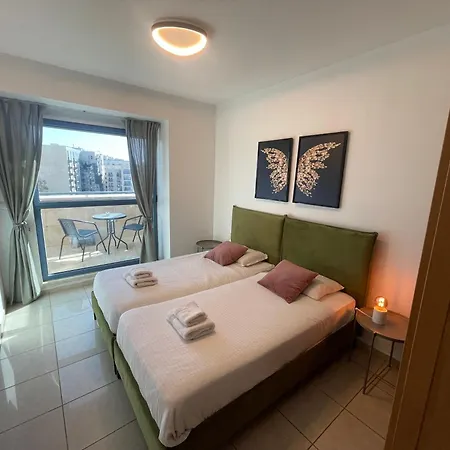 Bright Mahane Yehuda 1 Bedroom With Private Terrace-2
