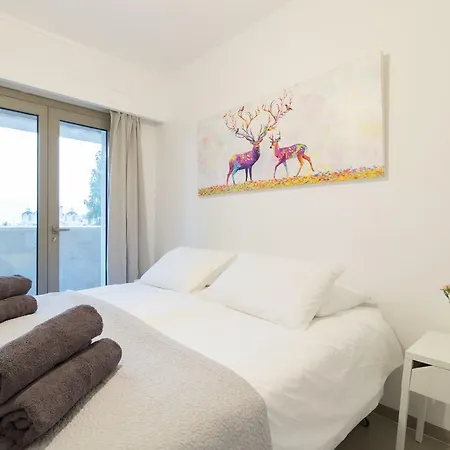 Luxury Two-Bedroom Apartment With Terrace Over Old City View-2