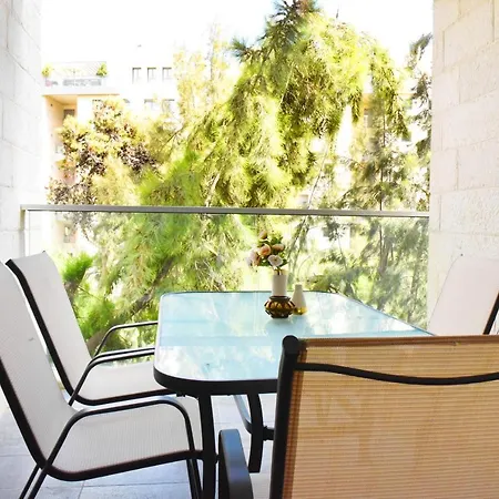 Luxury 3Bdr Garden Of Eden Jerusalem Center-3