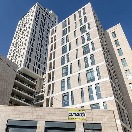 Magical 3Br/Parking With Amazing View, City Center-2