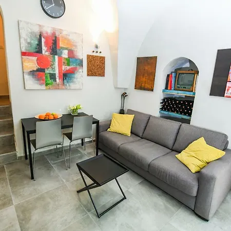 Reene Boutique Suites The La Guta Suite-2