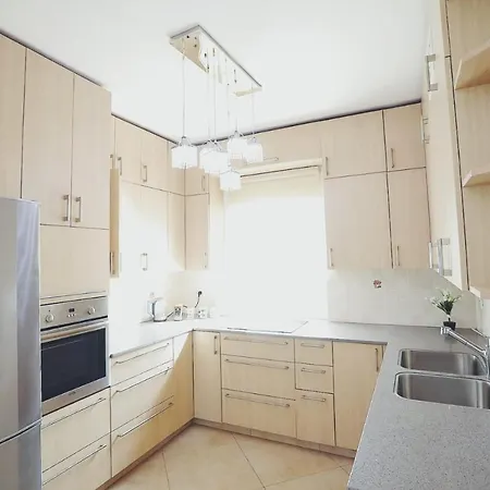 Art Apartment In Mamila - Parking Best Location 2-2