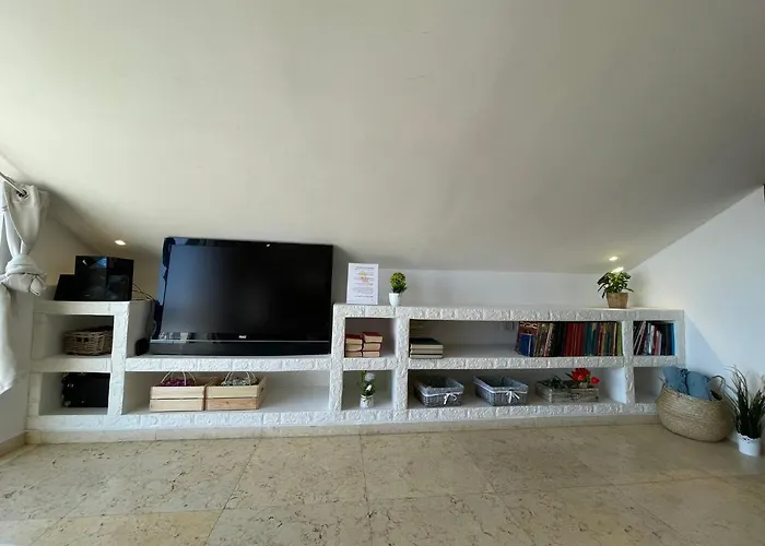 Gorgeous Penthouse // Market Location // Panoramic Gerusalemme
