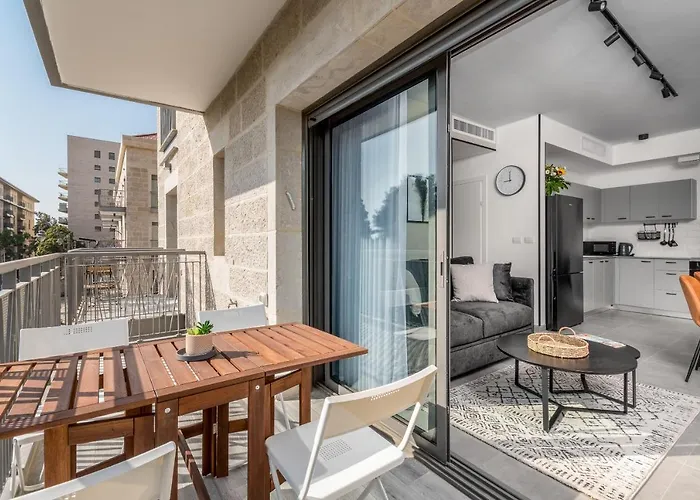 2Bdr W Parking Shirat Haneviim - Mamilla Area Sea-U Jeruzalem
