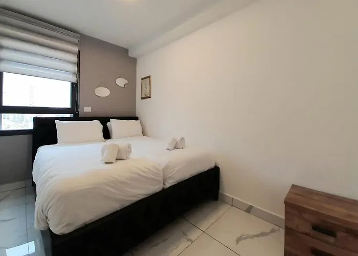 Jerusalem City Center, Modern Apartment 2 Bdr